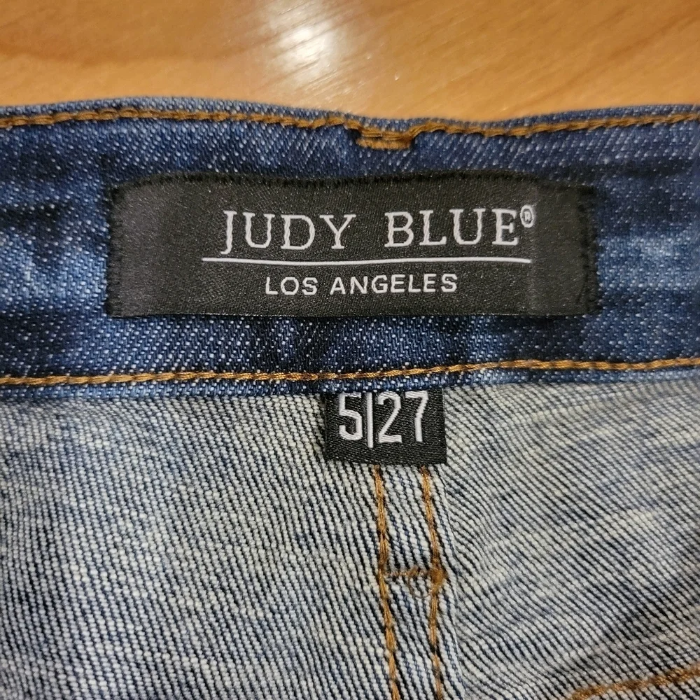 Judy Blue Mid Rise Distressed Relaxed Fit Jeans Size 27 Size 5